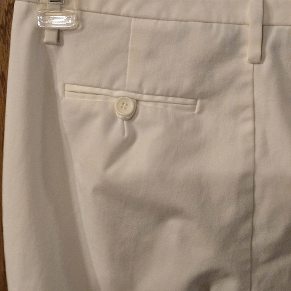 Express White Stretch Fabric Flat Front 2 Back Pockets Women size 5/6 (28 waist) - Picture 5 of 15